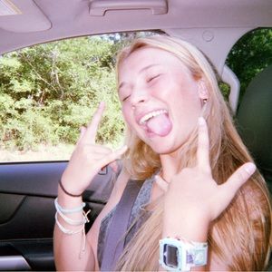 Meet your Posher, Molly